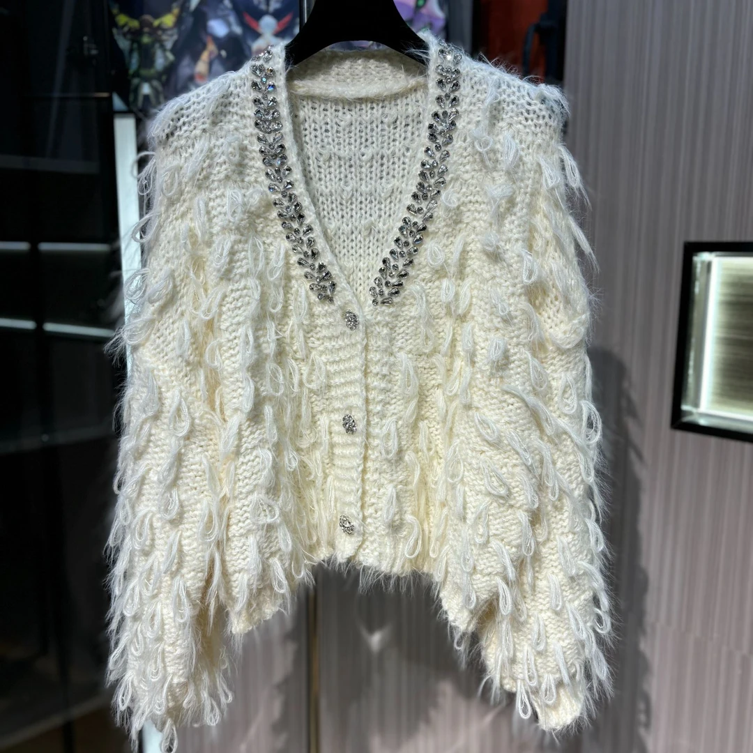 <猪猪出品>红人上新气质网红白色轻奢镶砖流苏设计师针织开衫302