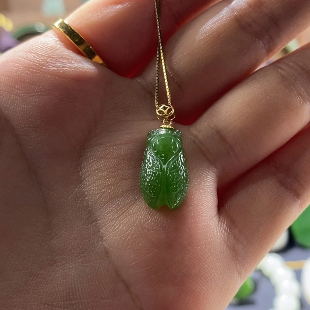 和田玉18K金镶嵌颈饰碧玉一鸣惊人