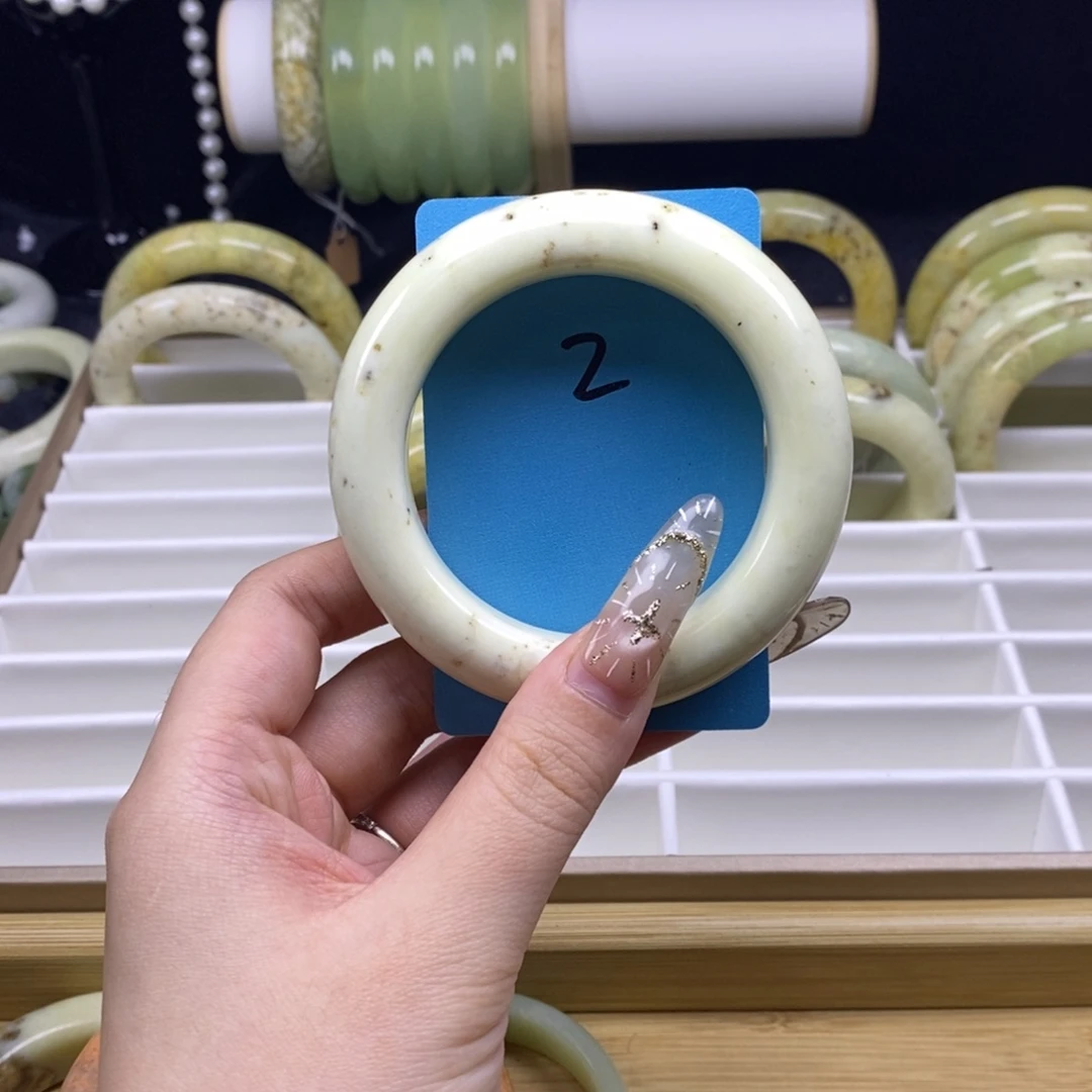 蛇纹石玉未镶嵌手镯55.8