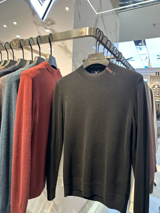 男款经典商务打底衫