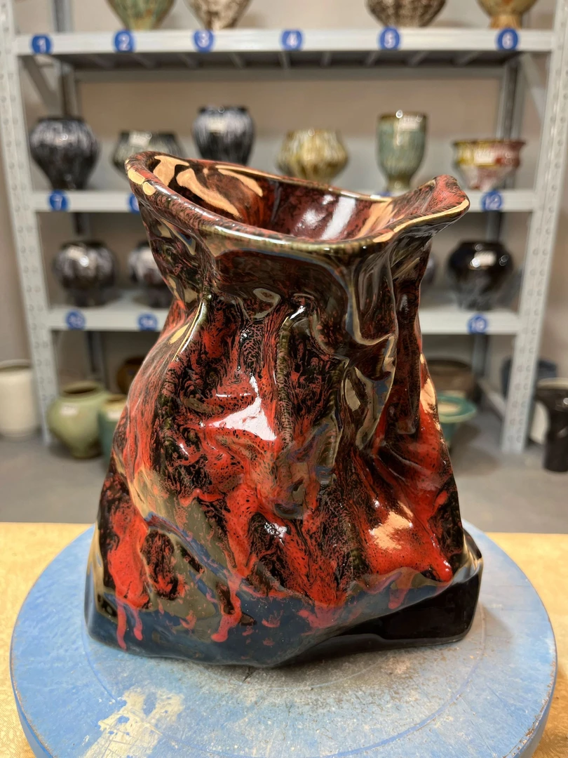 景德镇高温透气钱袋子花盆