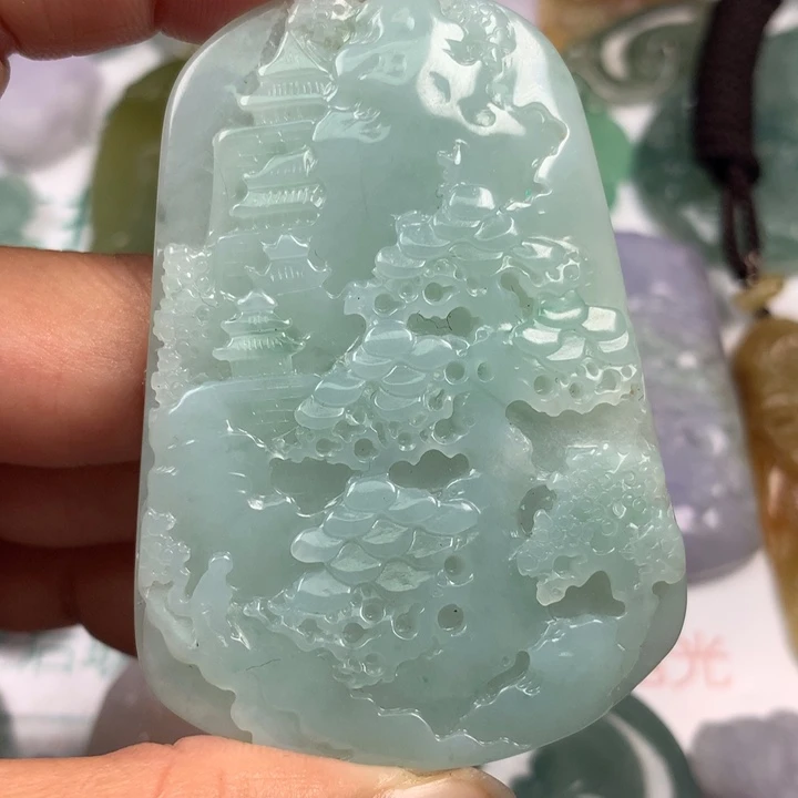翡翠未镶嵌颈饰翡翠