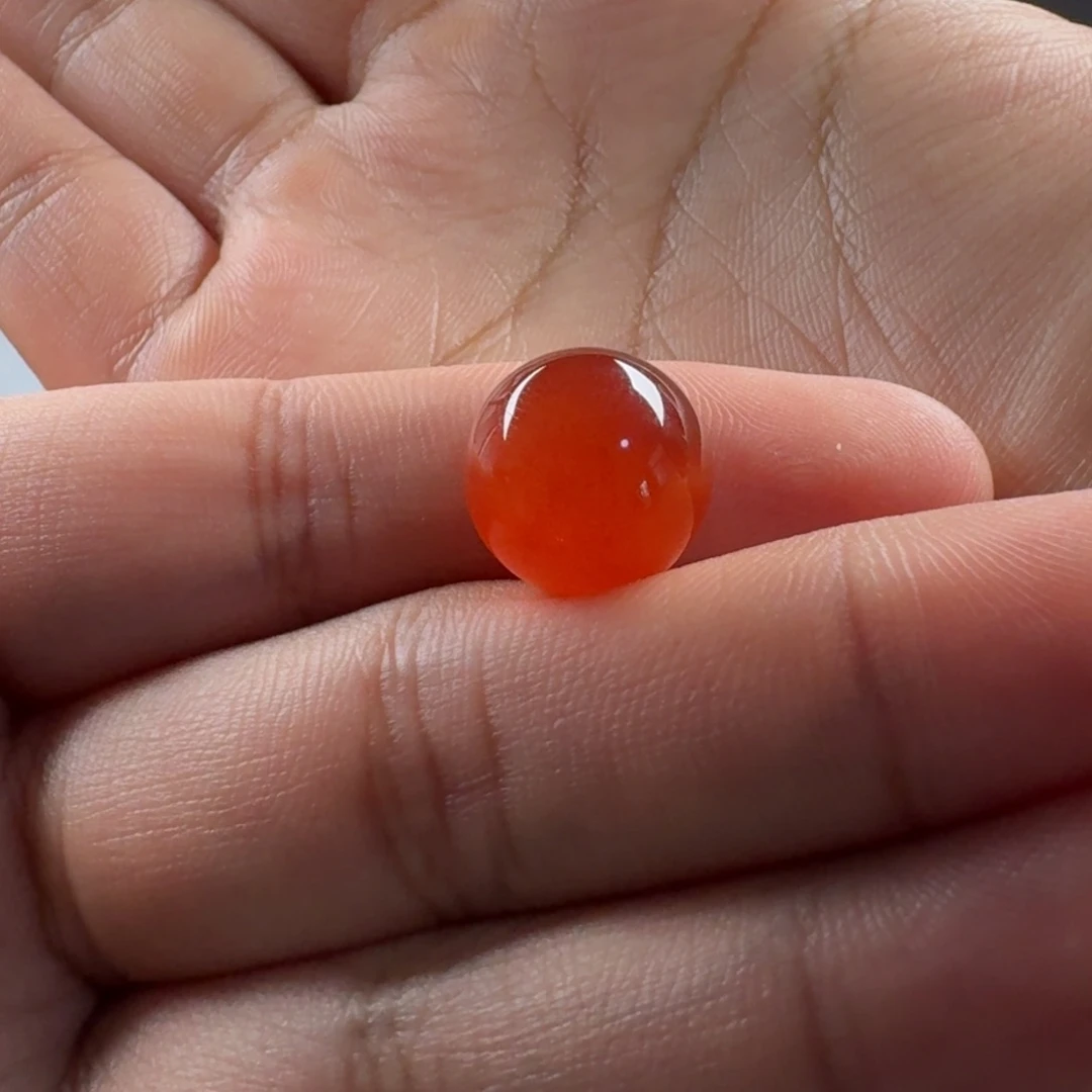 南红玛瑙未镶嵌圆珠13mm