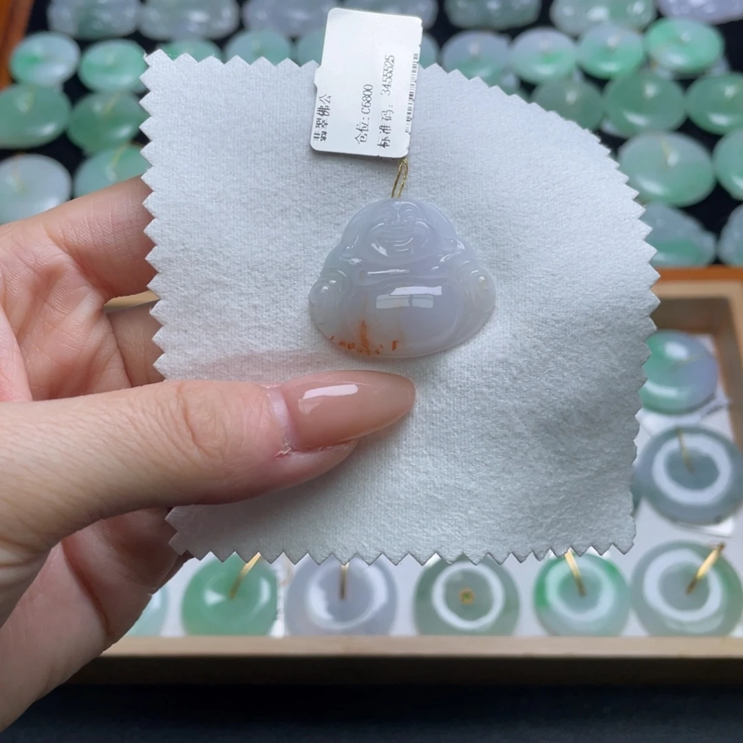 翡翠未镶嵌颈饰佛公