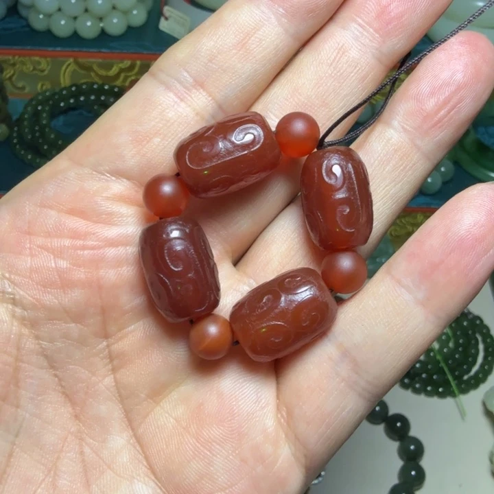 清***儿未镶嵌颈饰玛瑙/玉髓