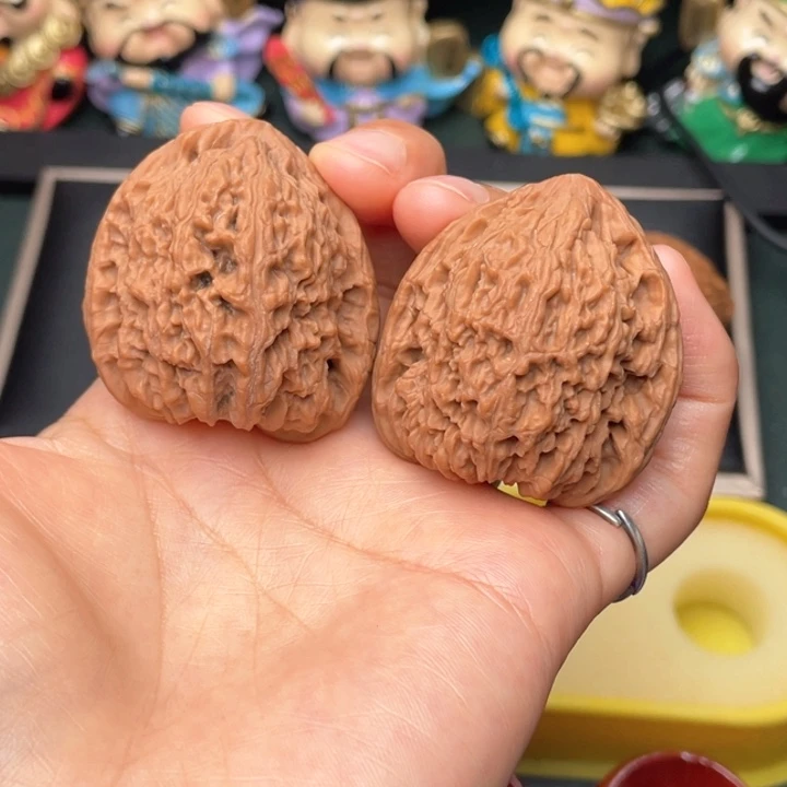 吊坠文玩核桃39尺对歪炮弹