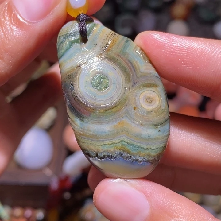 玛瑙/玉髓未镶嵌珠宝半成品