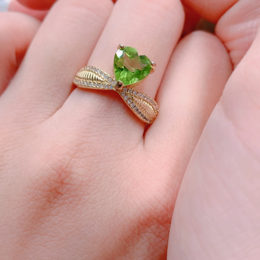 橄榄石戒指银S925镶嵌