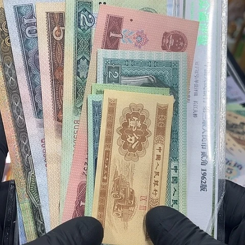 健健康康平平安安