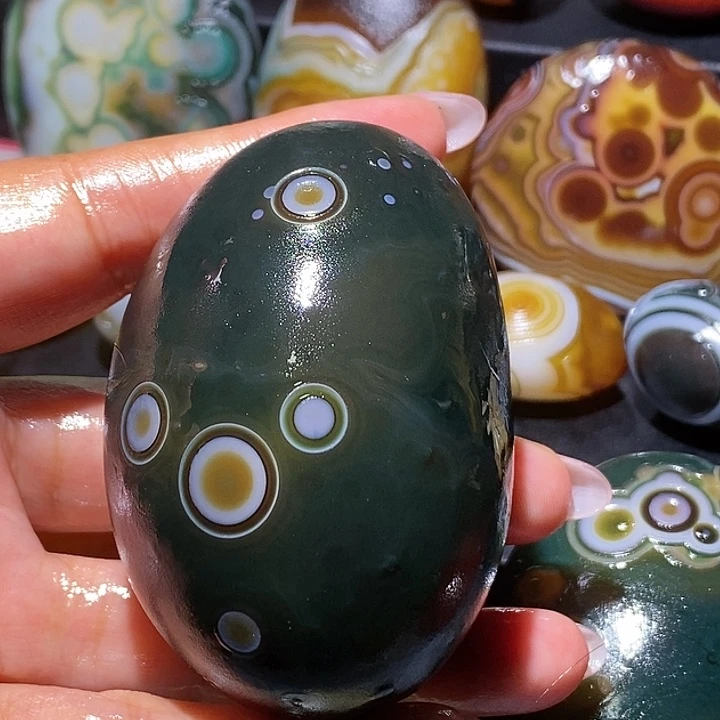 玛瑙/玉髓未镶嵌珠宝奇石54