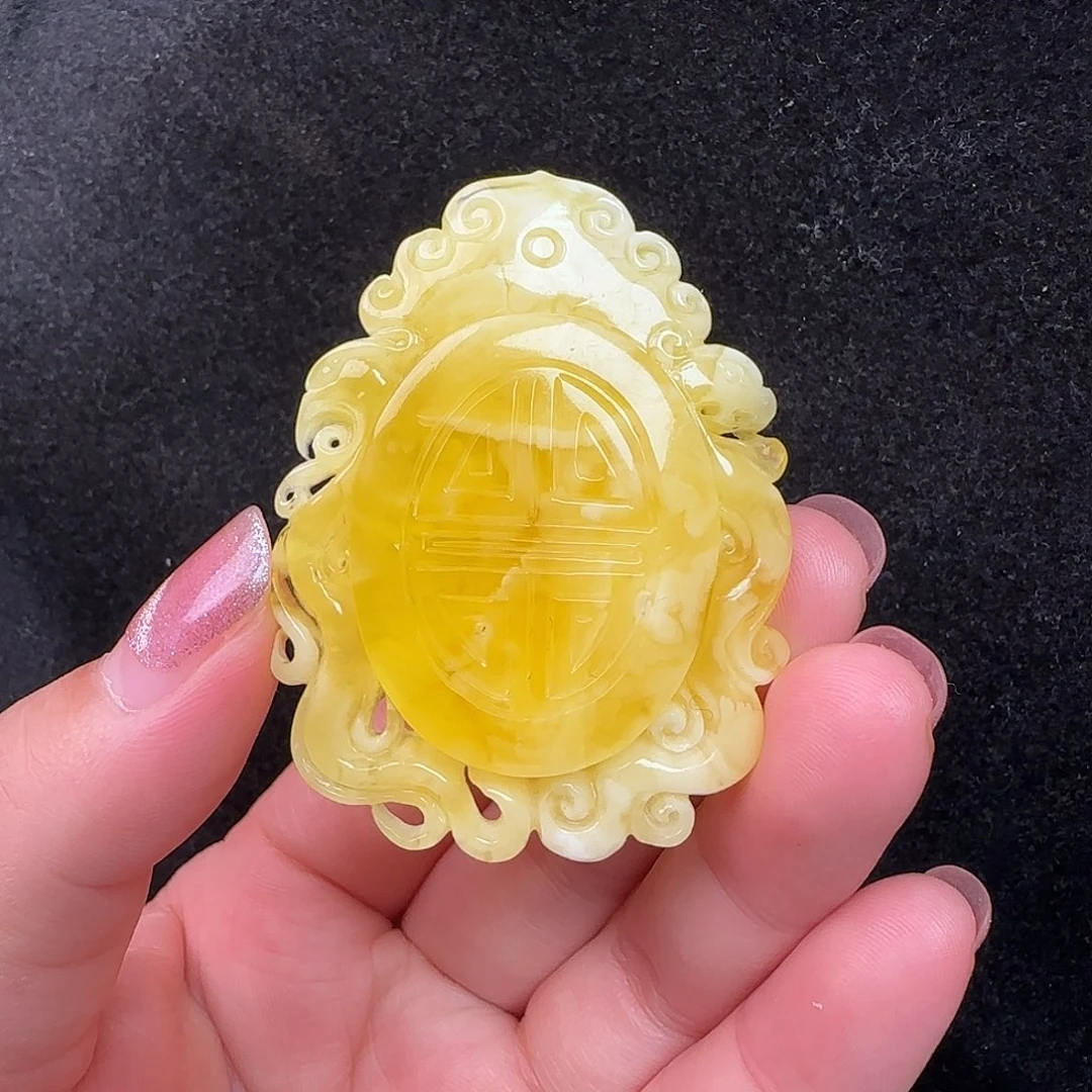 蜜蜡未镶嵌珠宝奇石