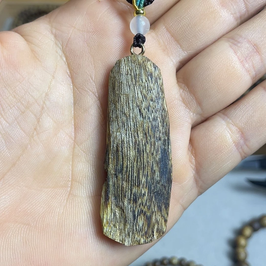 沉香碎屑沉香奇楠沉香老料花香韵