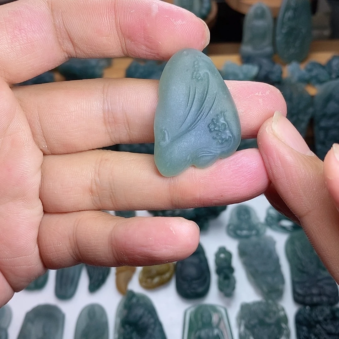 定制翡翠未镶嵌悟到