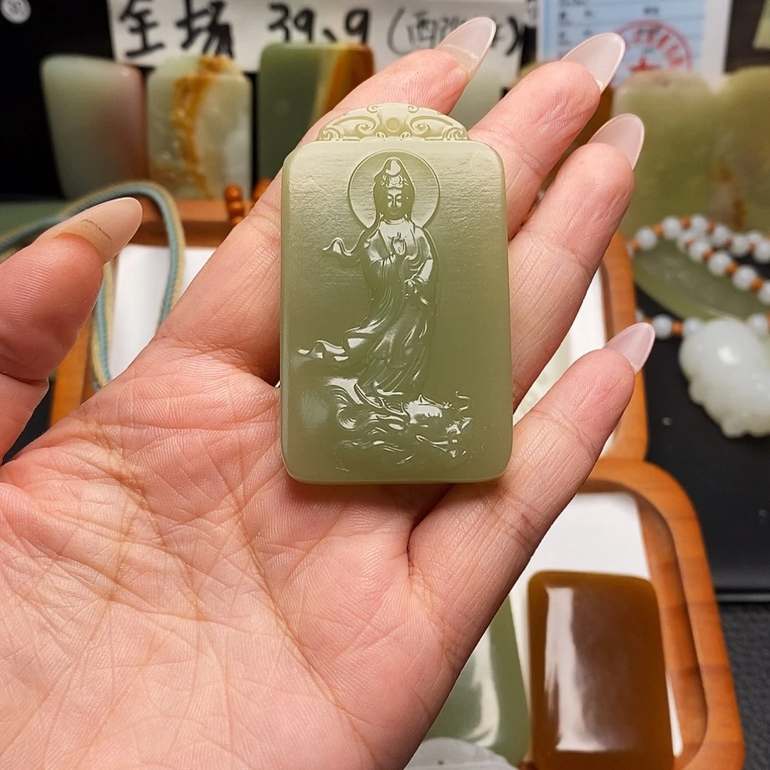 新疆昆仑山料方解石玉