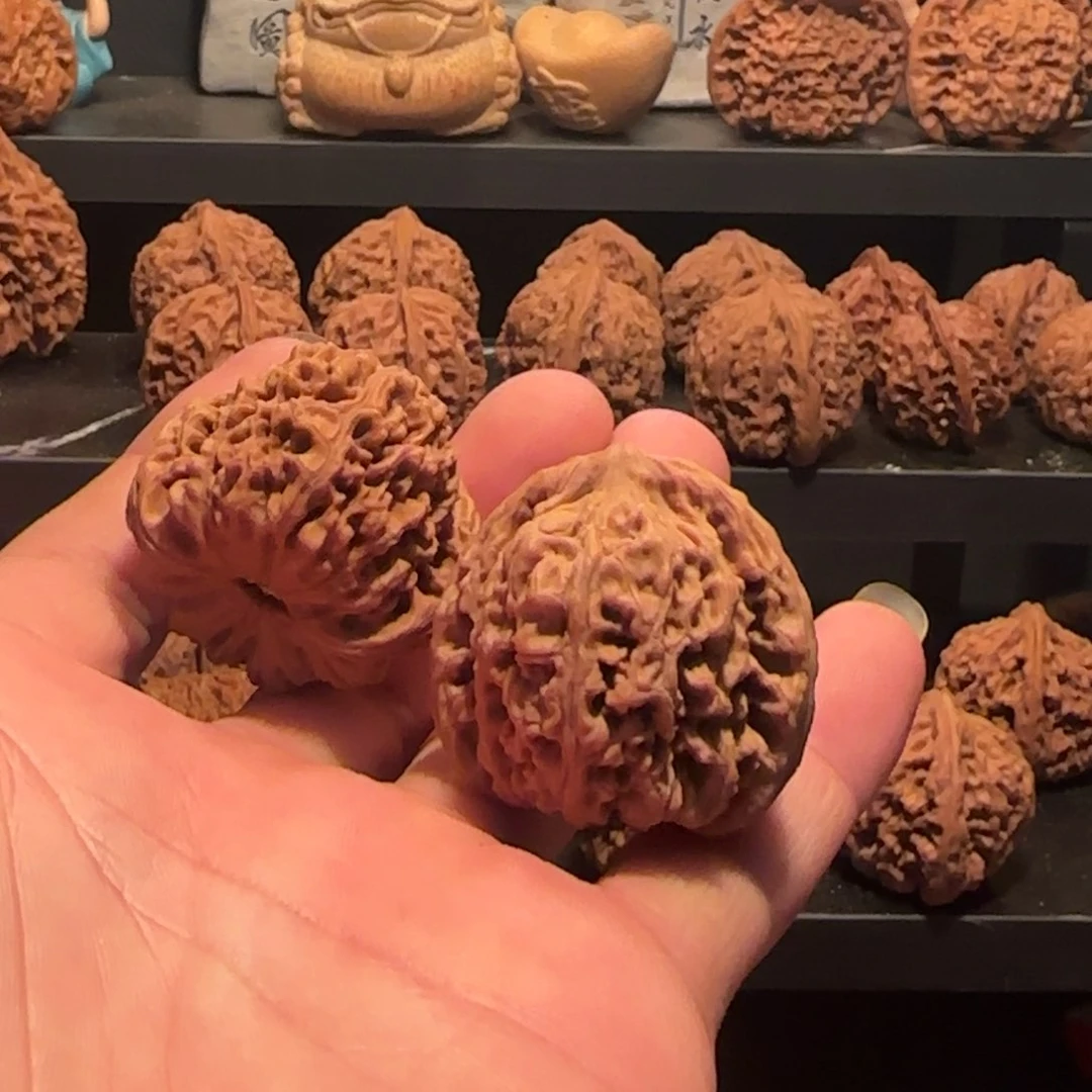 桃核把件涿鹿球疆39