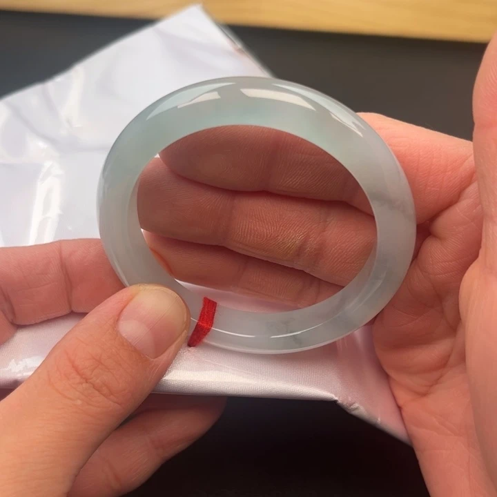 翡翠未镶嵌手镯-13