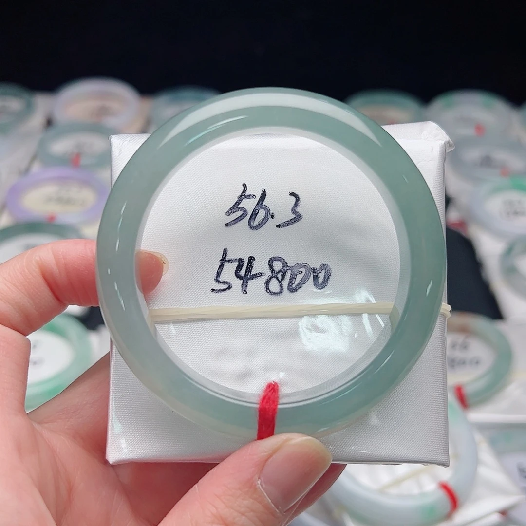 翡翠未镶嵌手镯A货