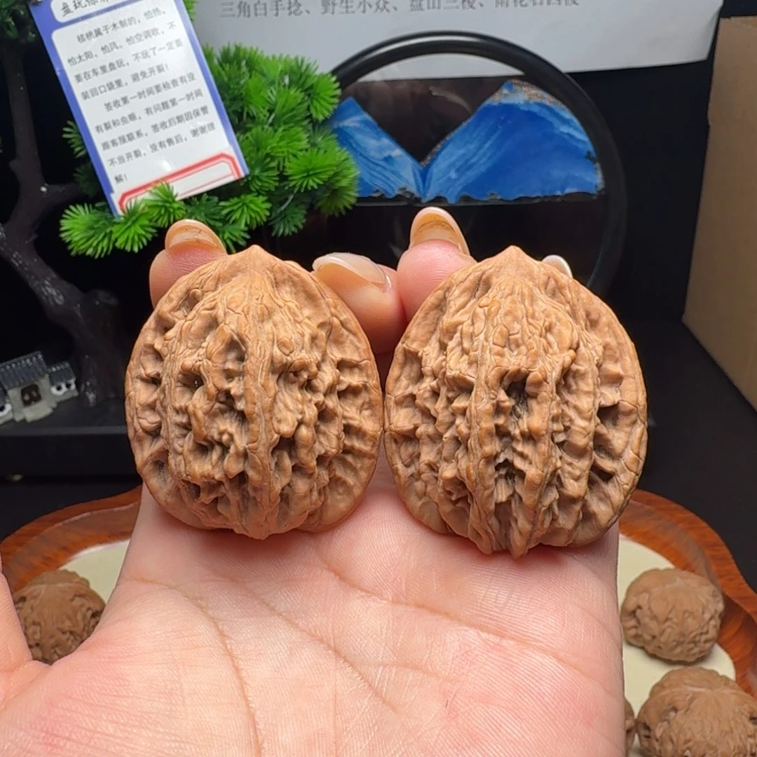 吊坠文玩核桃全品麦虎40