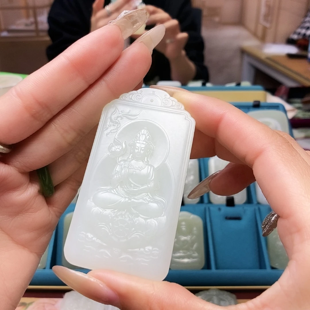 和田玉颈饰未镶嵌用****7