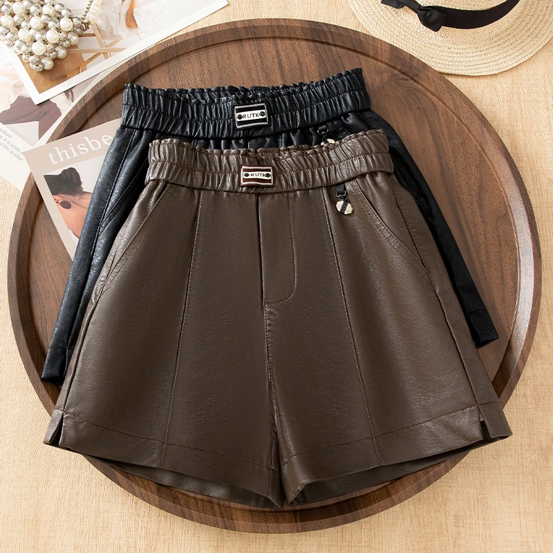 2025秋冬新款森女高腰短裤女款秋季咖色皮短裤柔软百搭韩版松紧腰