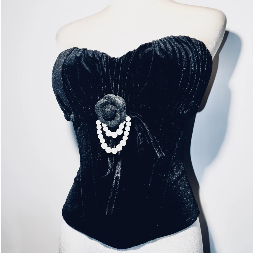 LADUESSE秋冬【绒夜情书】黑丝绒心领褶皱吊带肩带收腰显瘦鱼骨胸衣