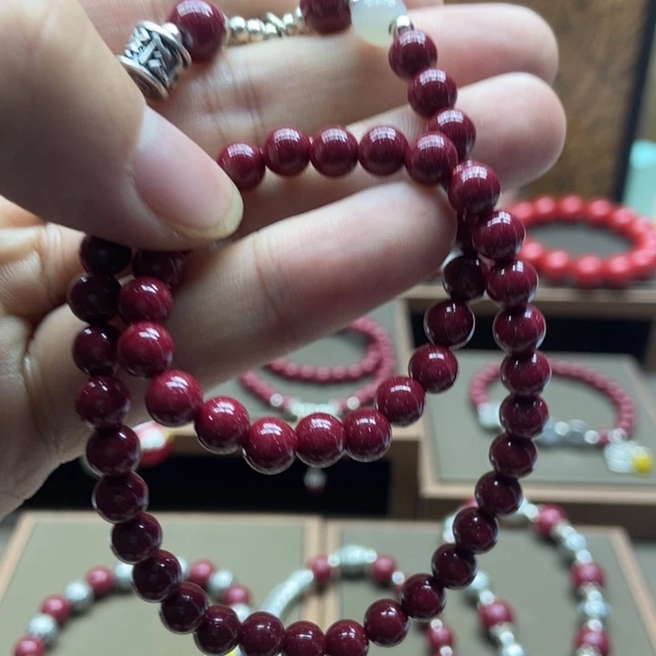 天然辰砂j****?福袋49颗不要吊坠