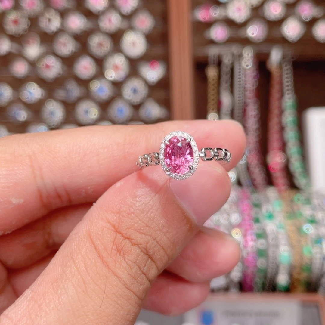 戒指18K金镶嵌彩色蓝宝石1.23ct 无烧帕帕