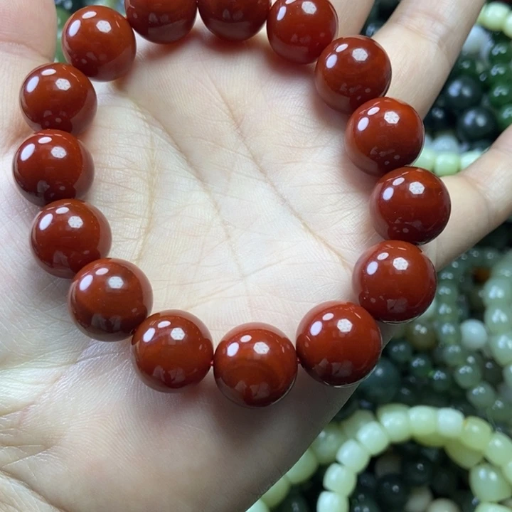 颈饰未镶嵌透闪石质玉卡14