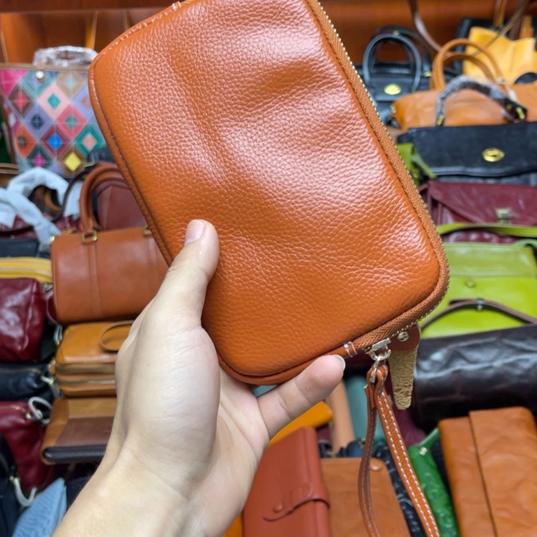 【闪购商品】牛皮钱包