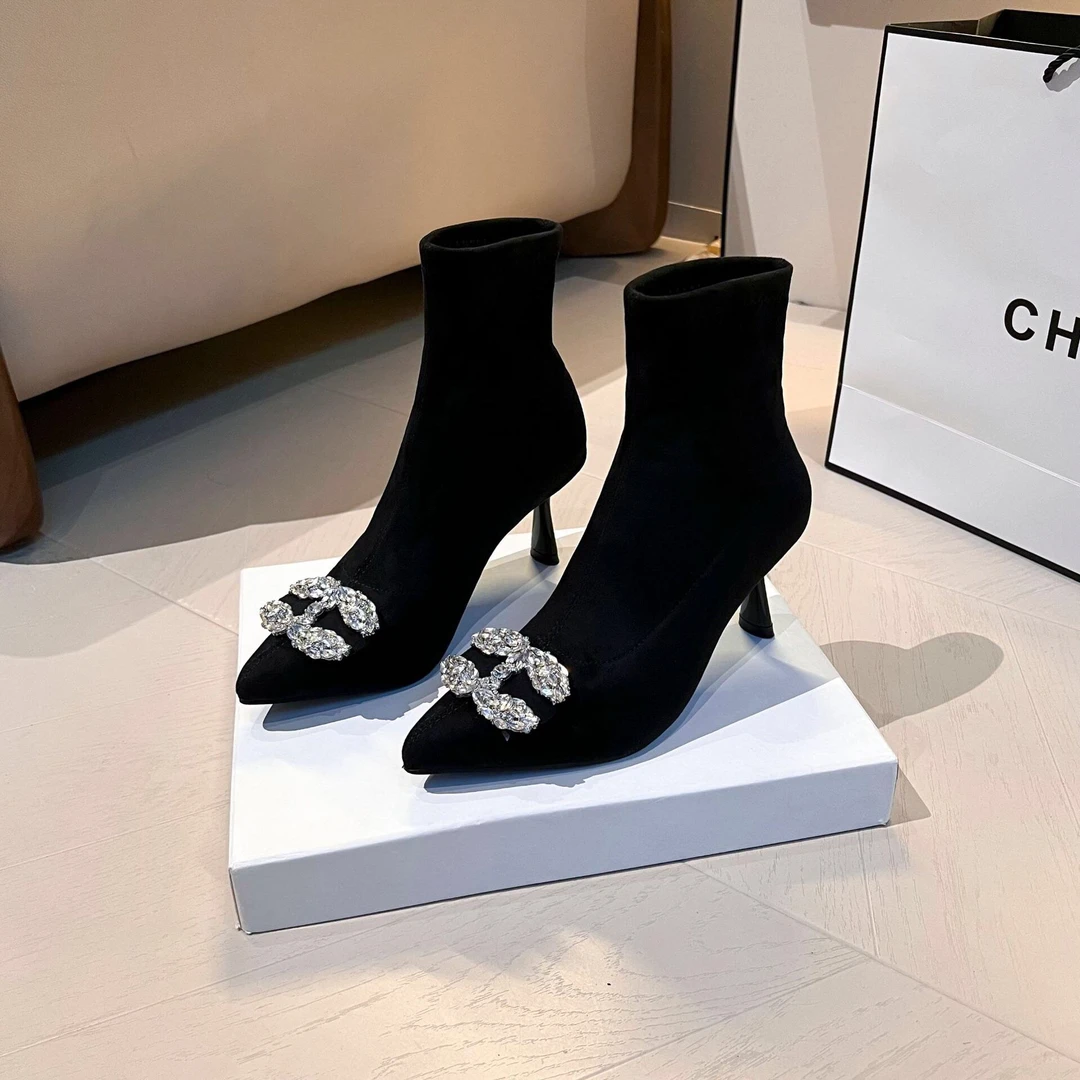 法式弹力靴尖头秋季瘦瘦靴防滑高跟袜靴细跟短靴