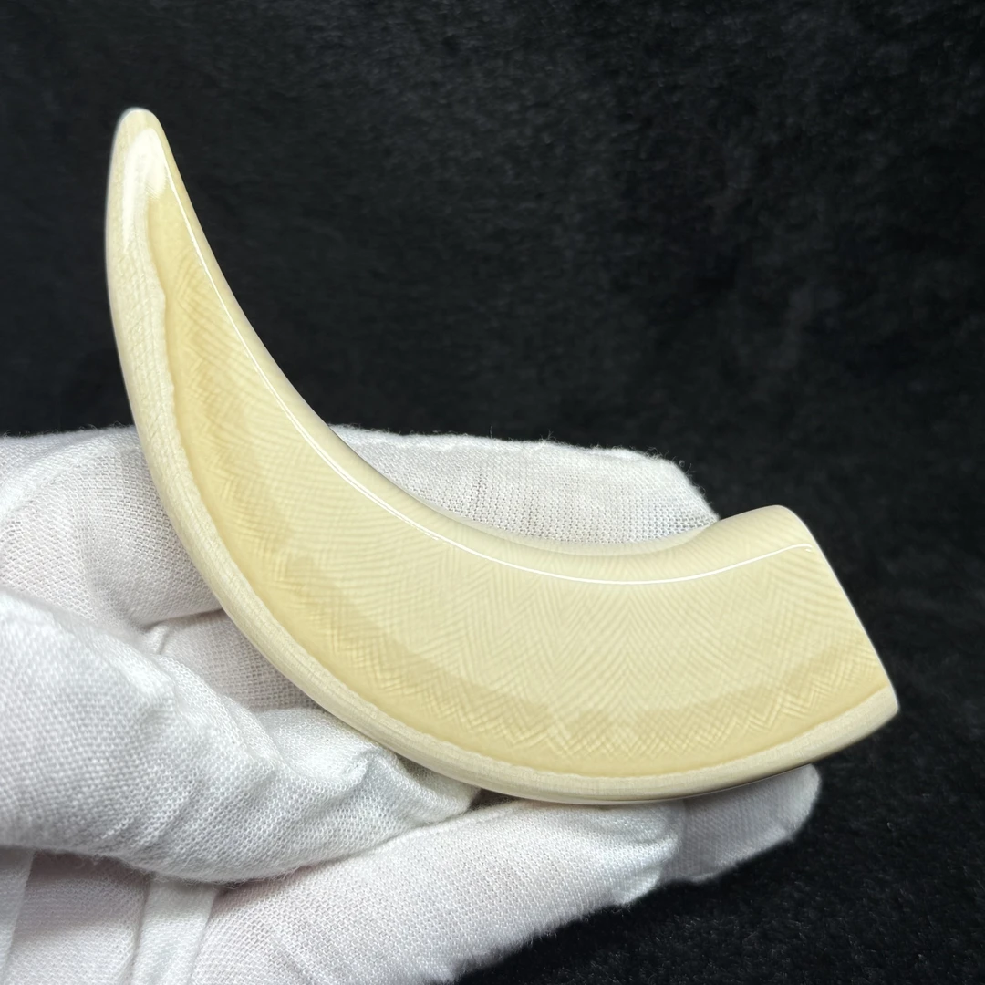 A0080牙尖猛犸牙工艺品文玩