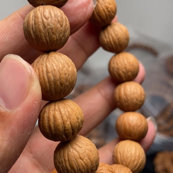 猴头核桃吊坠文玩手串