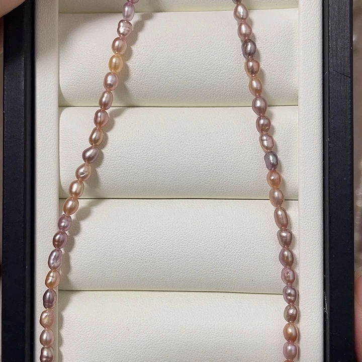 未镶嵌淡水珍珠颈饰