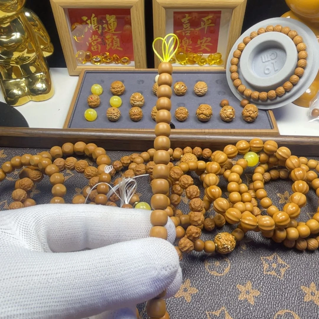 忧***代手串猴头核桃八加老型