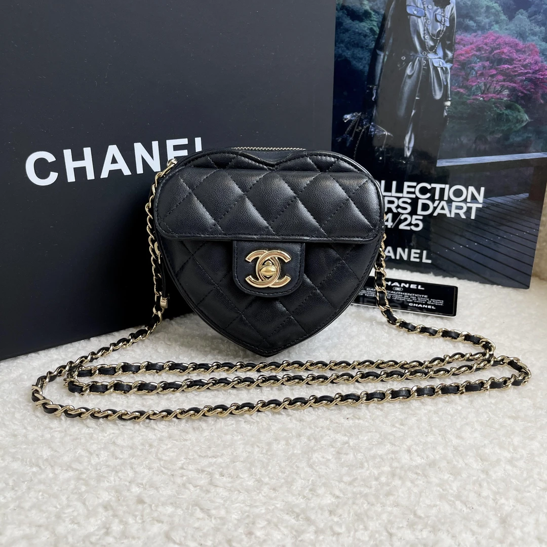 99新 Chanel/香奈儿 黑金羊爱心包/12期/82302432/代卖服务