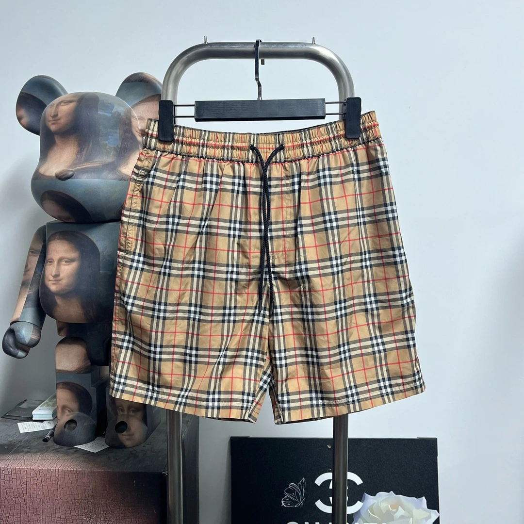 全新未使用 BURBERRY/博柏利 格纹短裤 N2815 S 全新带吊