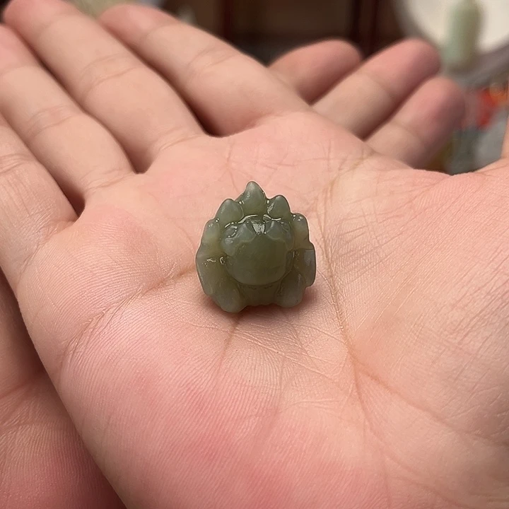 颈饰未镶嵌和田玉九尾狐吊坠