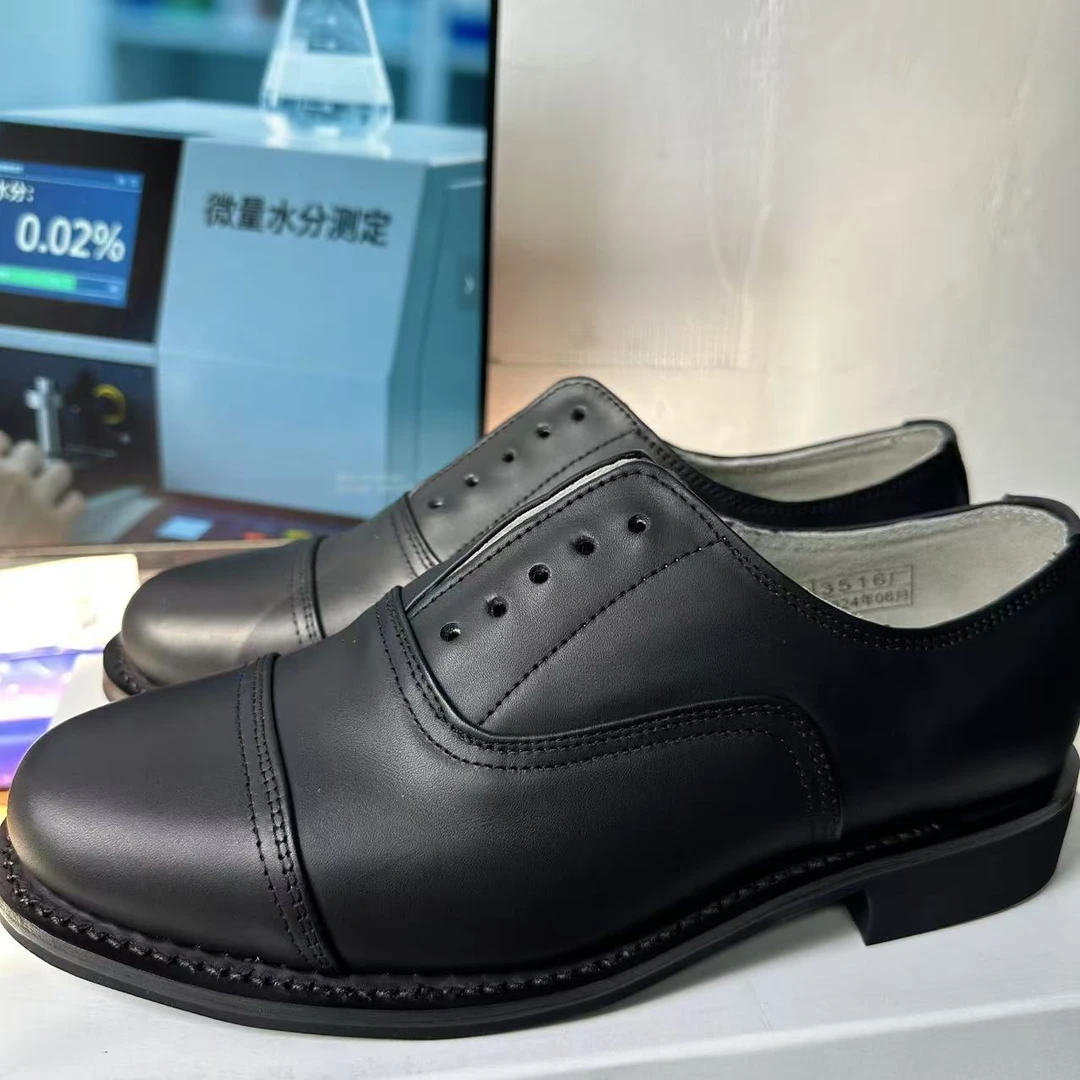 78复古休闲三接头皮鞋