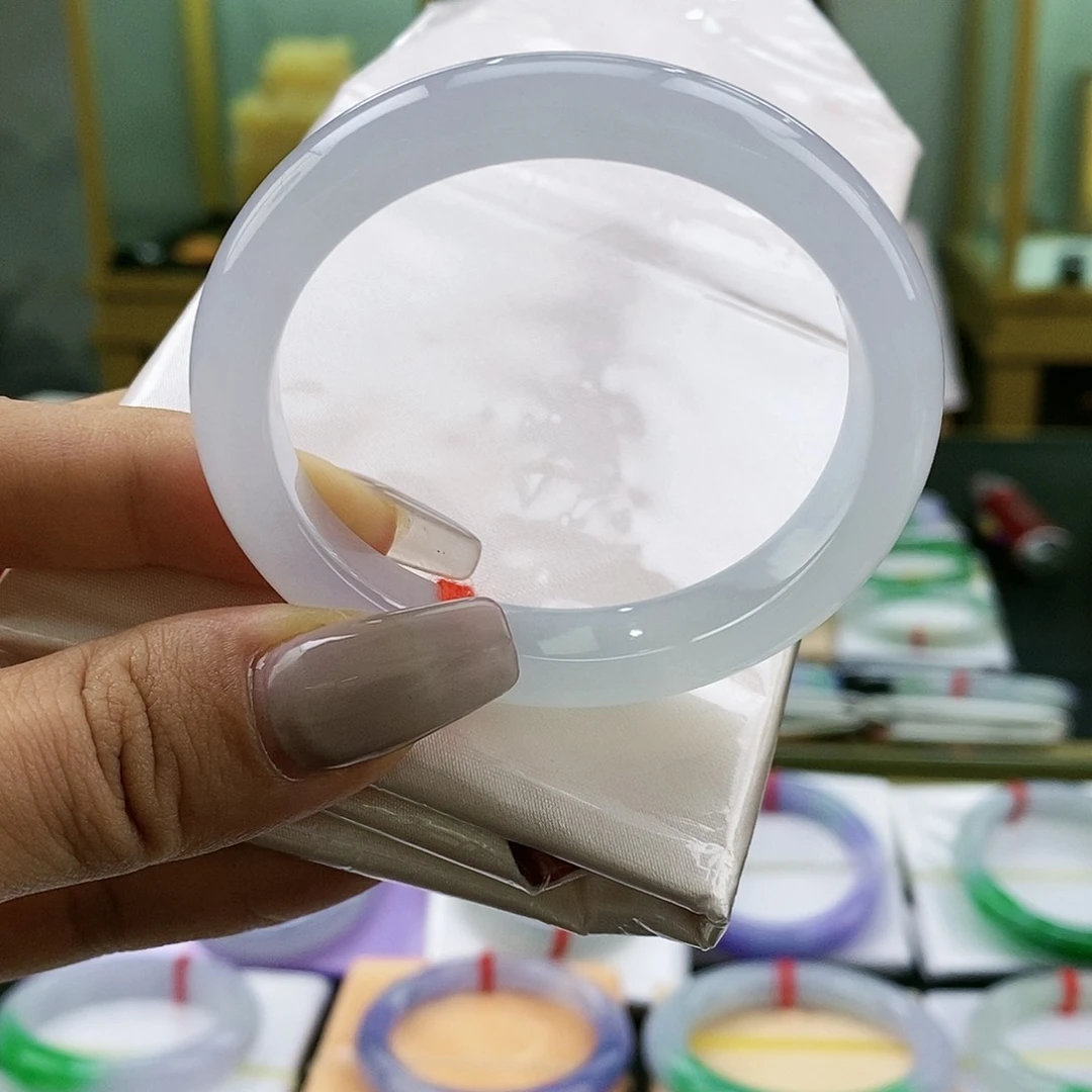 【闪购商品】未镶嵌手镯翡翠
