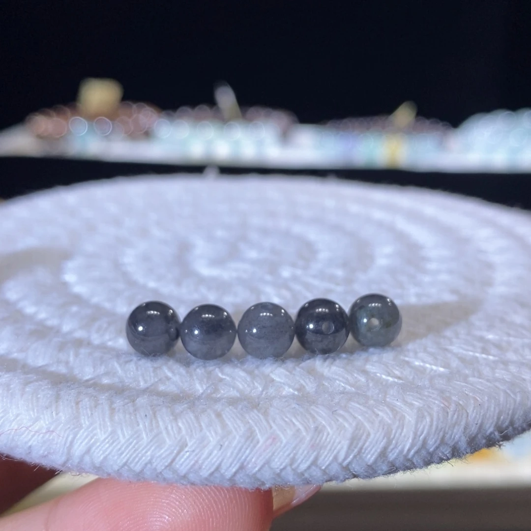 翡翠未镶嵌颈饰翡翠黑冰圆珠五选一只发一件