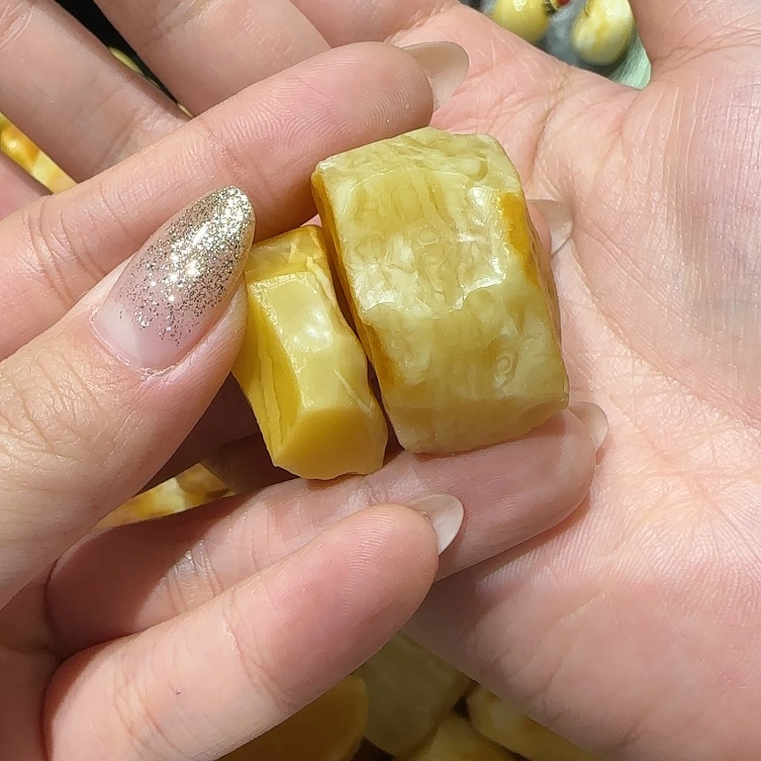 F***生定制琥珀未镶嵌蜜蜡