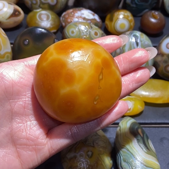 【闪购商品】未镶嵌玛瑙/玉髓珠宝奇石f f