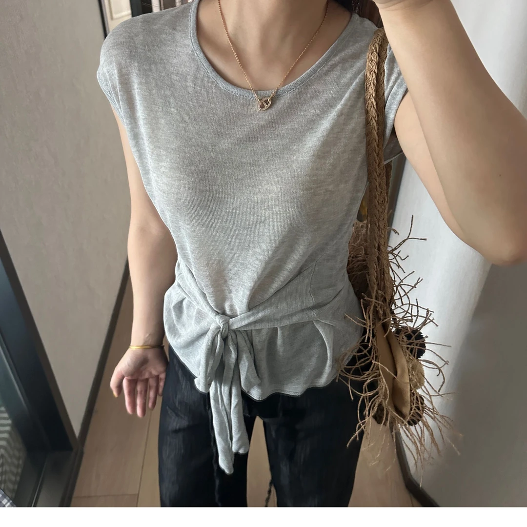 合苞夏季松弛感灰色小飞袖系带冰丝针织T恤女设计感小众通勤上衣
