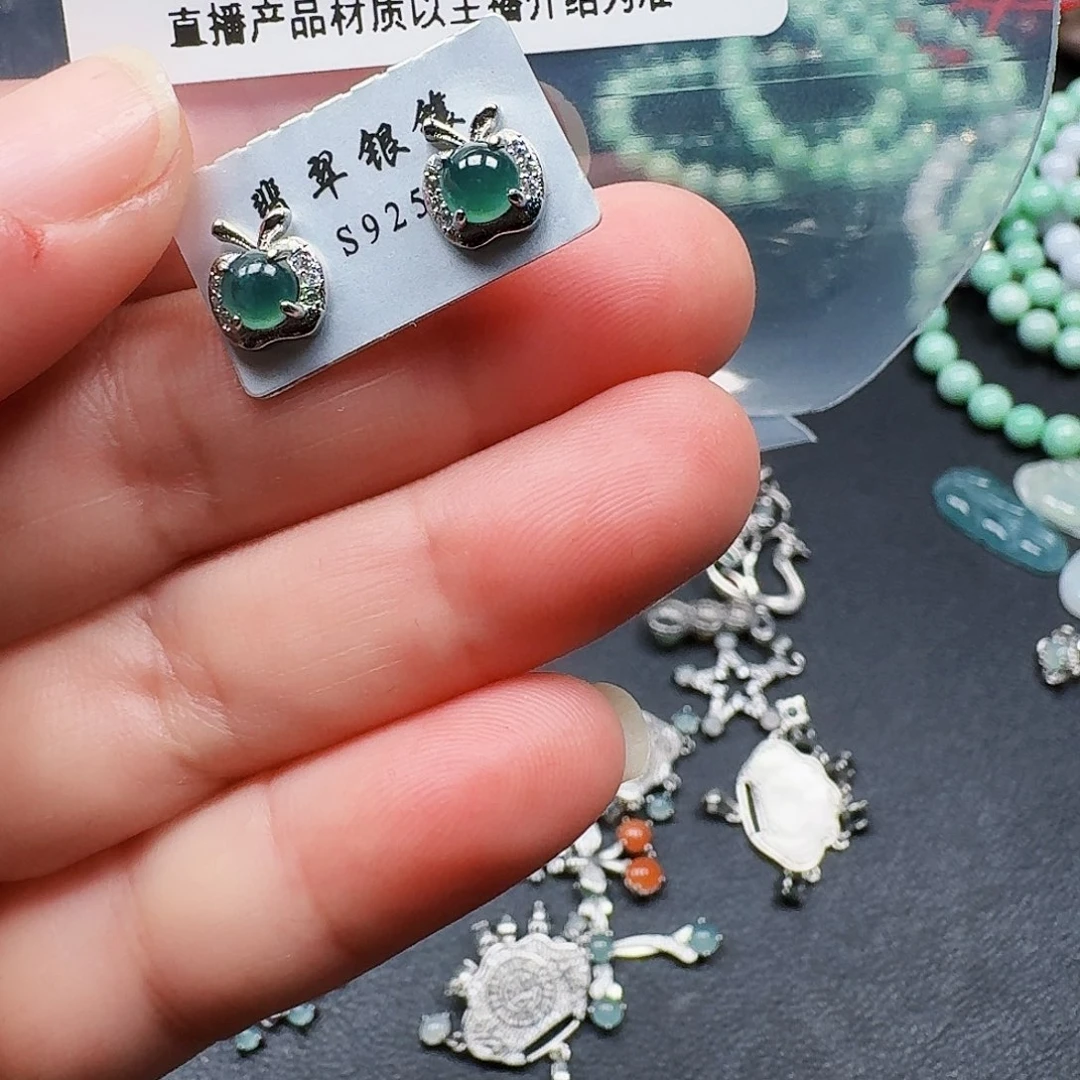 翡翠耳饰未镶嵌天然A货翡翠7619