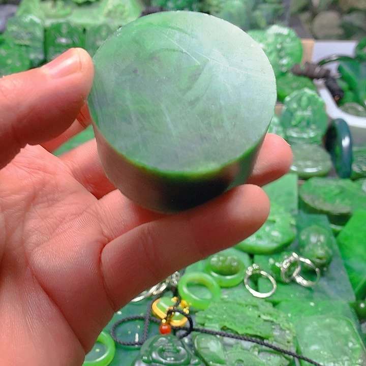 和田玉（碧玉）未镶嵌珠宝半成品