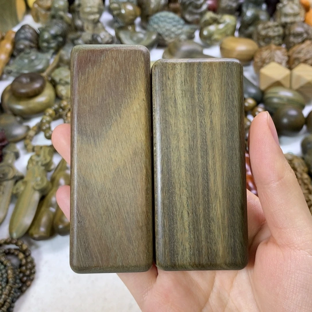 罡***木绿檀木料工艺品
