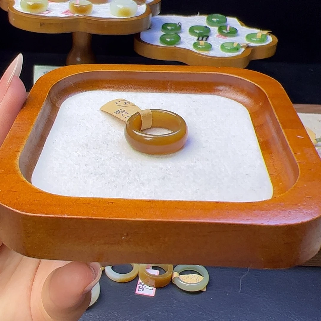 未镶嵌戒指和田玉内径16.3