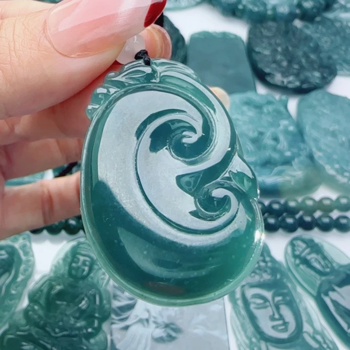 翡翠未镶嵌颈饰多样性发货天然A货翡翠
