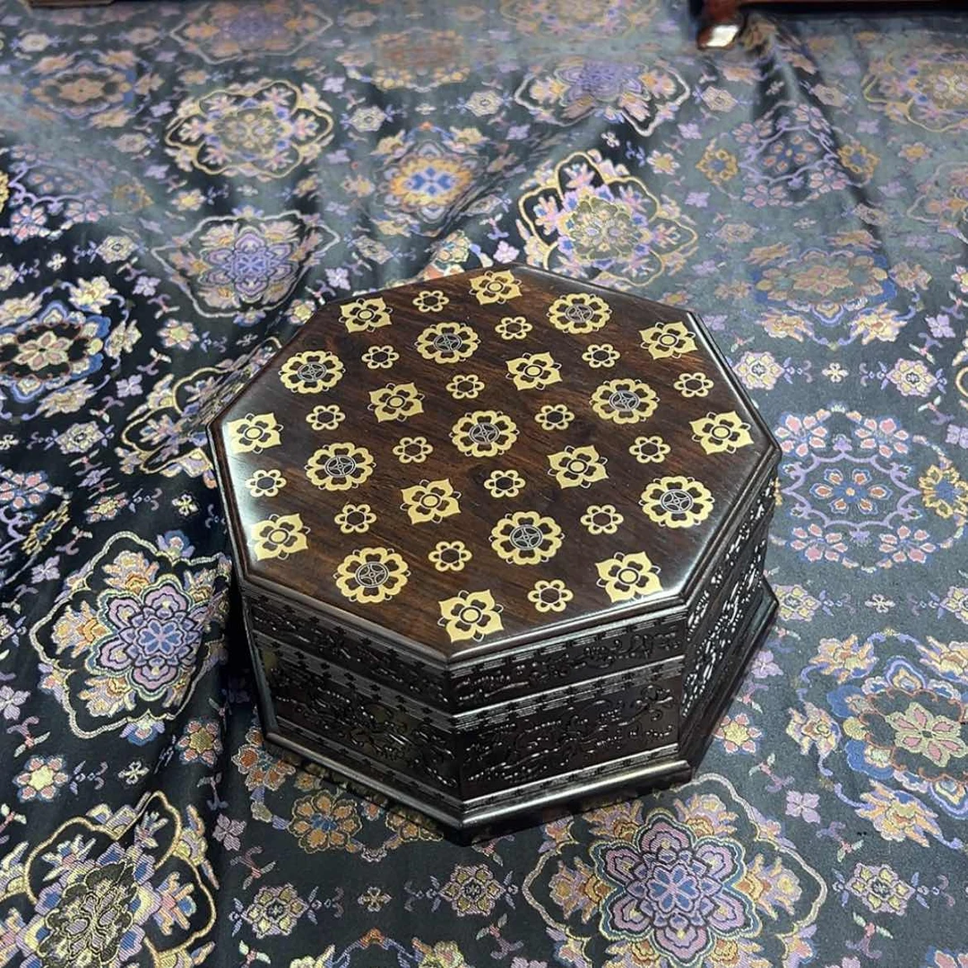 【闪购商品】黑酸枝木类成套家具盒子