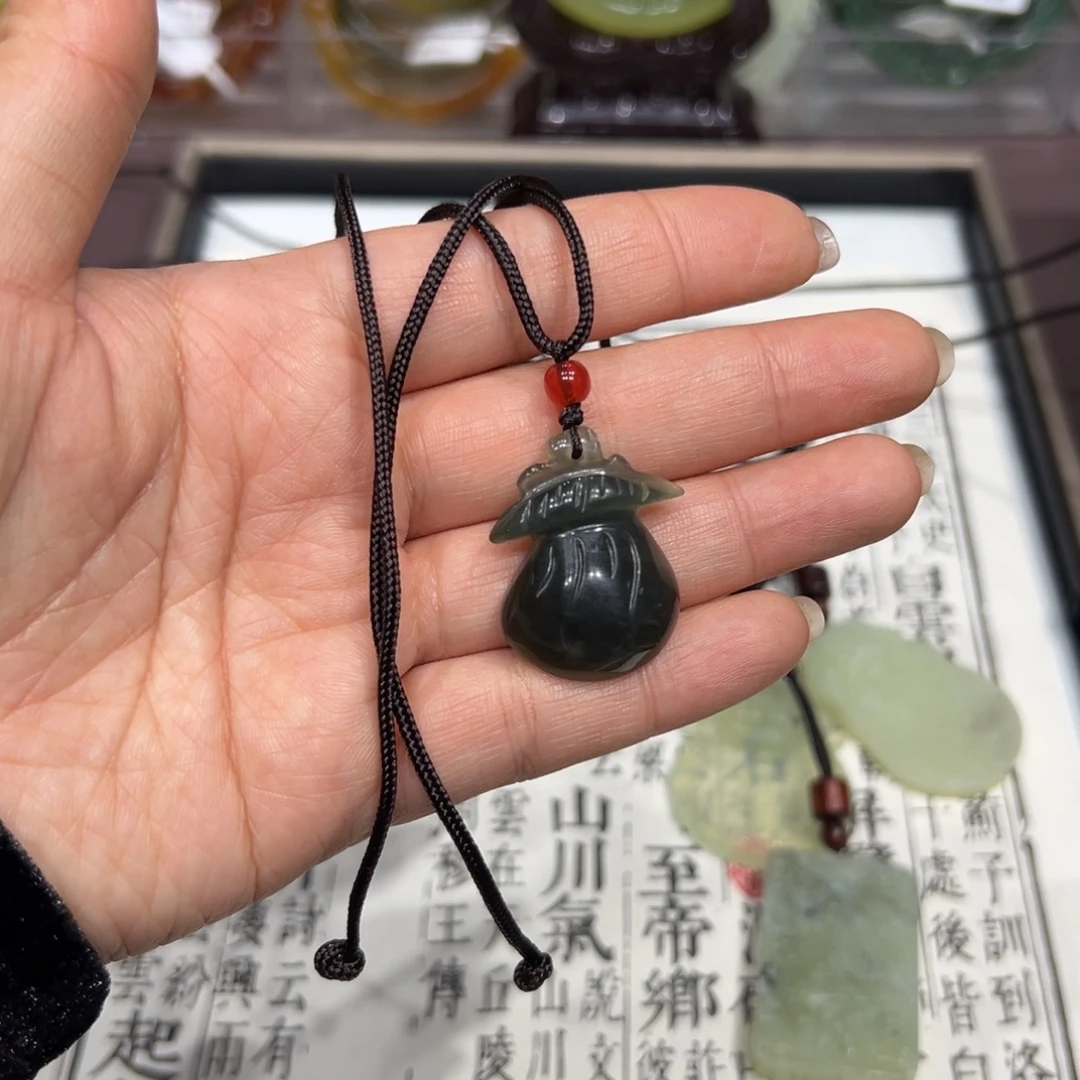 蛇纹石玉未镶嵌手链